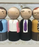 PEGDOLLS FAMO - Customized Wooden pegdolls in a frame