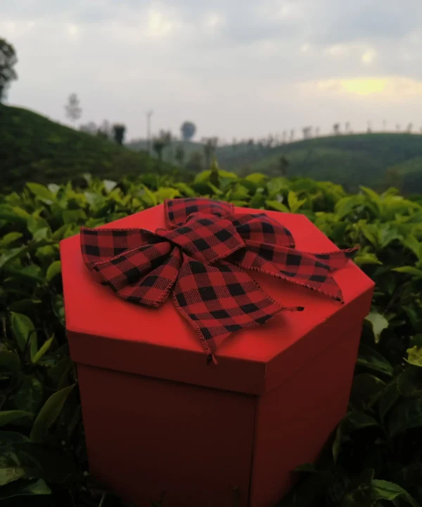 5 Senses Hamper for Couples - Personalised Gift for your loved ones on Birthdays, anniversary and special days