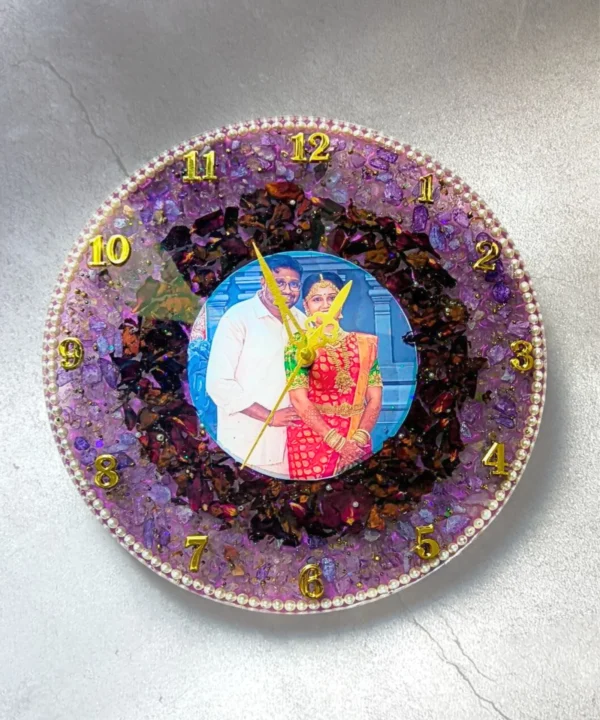 FLOROCLOCKS - 10" Resin clocks with preserved flowers - Customized Gift for couples for anniversaries, birthday and wedding
