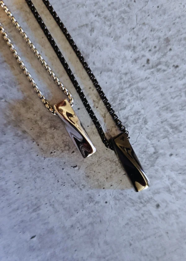 STYLISH BAR PENDANT NECKPIECE - Personalised and Trendy Ornament for Men